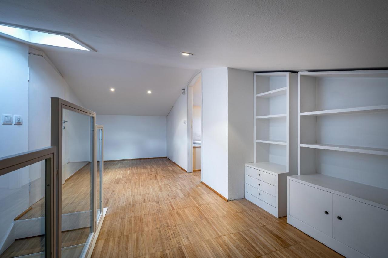 Yid Penthouse On Florence River With Parking Экстерьер фото